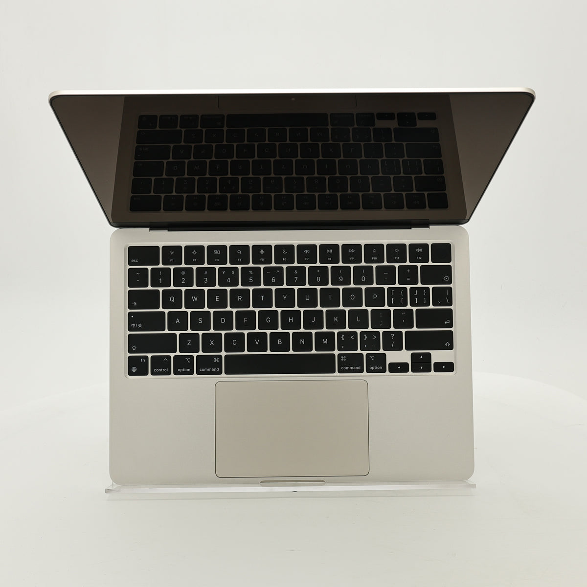99新 Apple MacBook Air 22年 13寸 M2（8+8核） 8G RAM 256G SSD 星光色