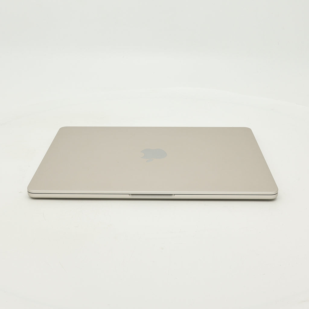 99新 Apple MacBook Air 22年 13寸 M2（8+8核） 8G RAM 256G SSD 星光色