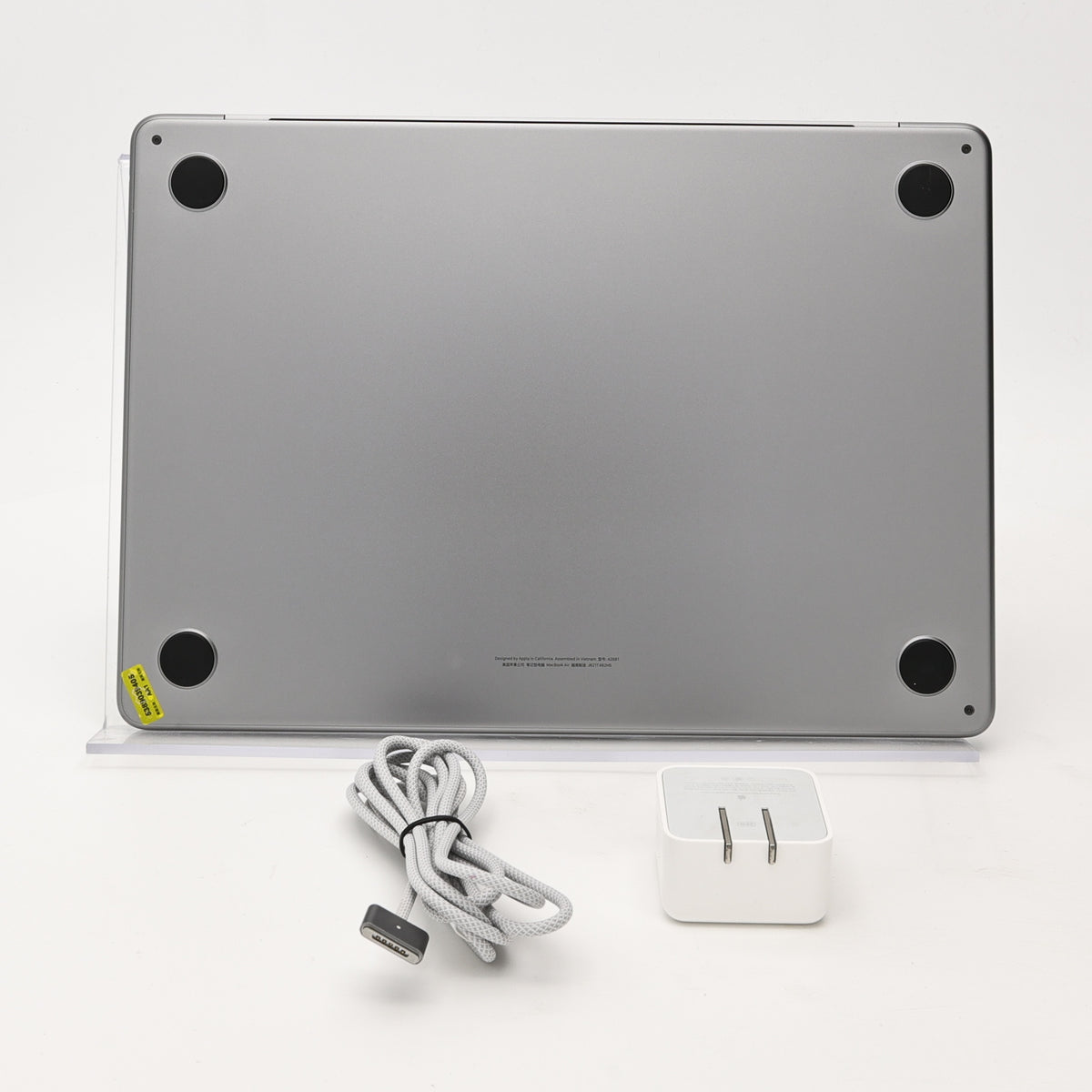 99新 Apple MacBook Air 22年 13寸 M2（8+10核） 8G RAM 512G SSD 深空灰色