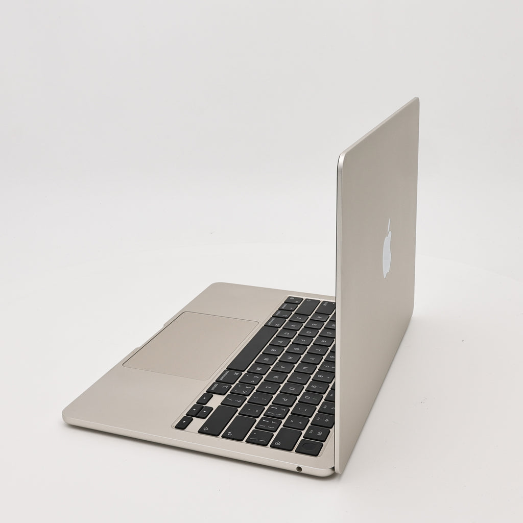 95新 Apple MacBook Air 22年 13寸 M2（8+8核） 8G RAM 256G SSD 星光色