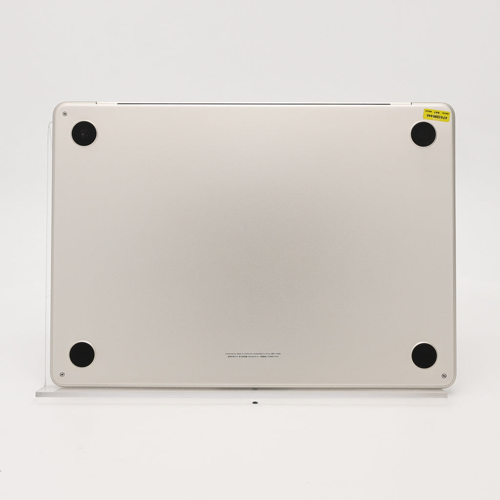 95新 Apple MacBook Air 22年 13寸 M2（8+8核） 8G RAM 256G SSD 星光色