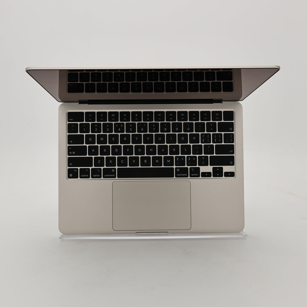 95新 Apple MacBook Air 22年 13寸 M2（8+8核） 8G RAM 256G SSD 星光色