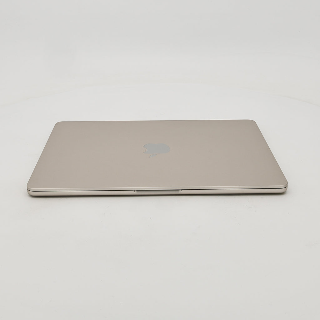 95新 Apple MacBook Air 22年 13寸 M2（8+8核） 8G RAM 256G SSD 星光色