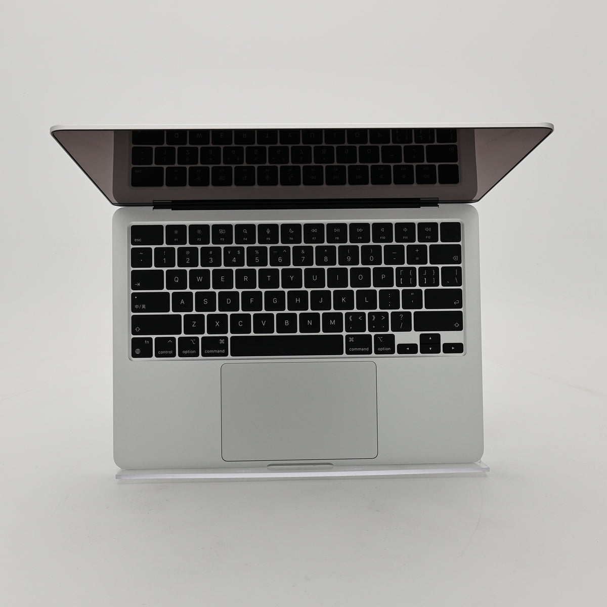 95新 Apple MacBook Air 22年 13寸 M2（8+8核） 8G RAM 256G SSD 銀色