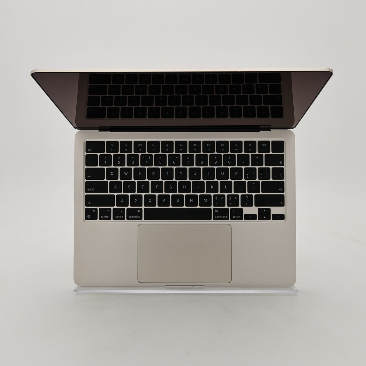 95新 Apple MacBook Air 22年 13寸 M2（8+8核） 8G RAM 256G SSD 星光色