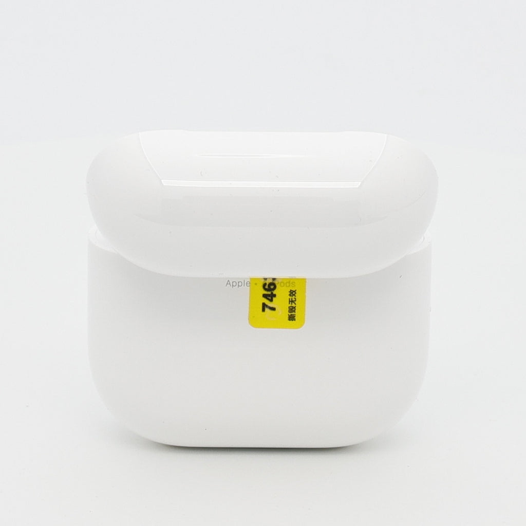 99新 Apple AirPods 5 白色