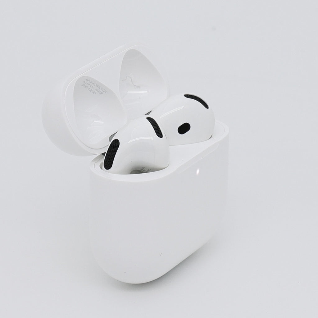 99新 Apple AirPods 5 白色