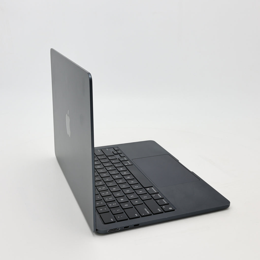 95新 Apple MacBook Air 22年 13寸 M2（8+8核） 8G RAM 256G SSD 午夜色