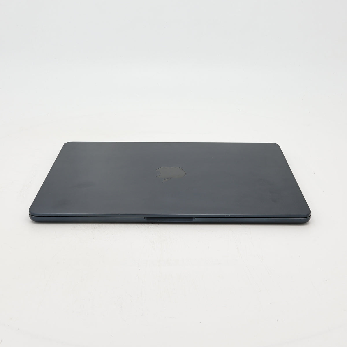95新 Apple MacBook Air 22年 13寸 M2（8+8核） 8G RAM 256G SSD 午夜色