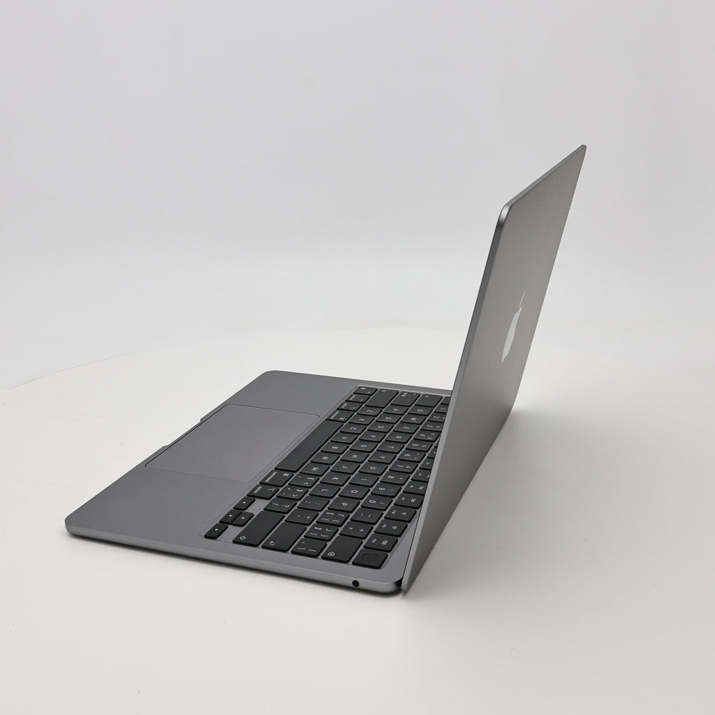 95新 Apple MacBook Air 22年 13寸 M2（8+8核） 16G RAM 256G SSD 深空灰色
