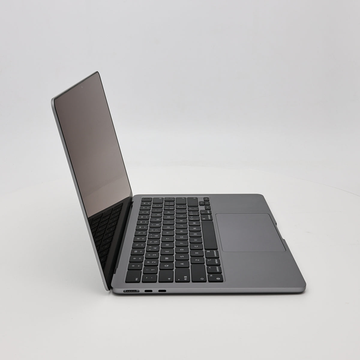 95新 Apple MacBook Air 22年 13寸 M2（8+8核） 16G RAM 256G SSD 深空灰色
