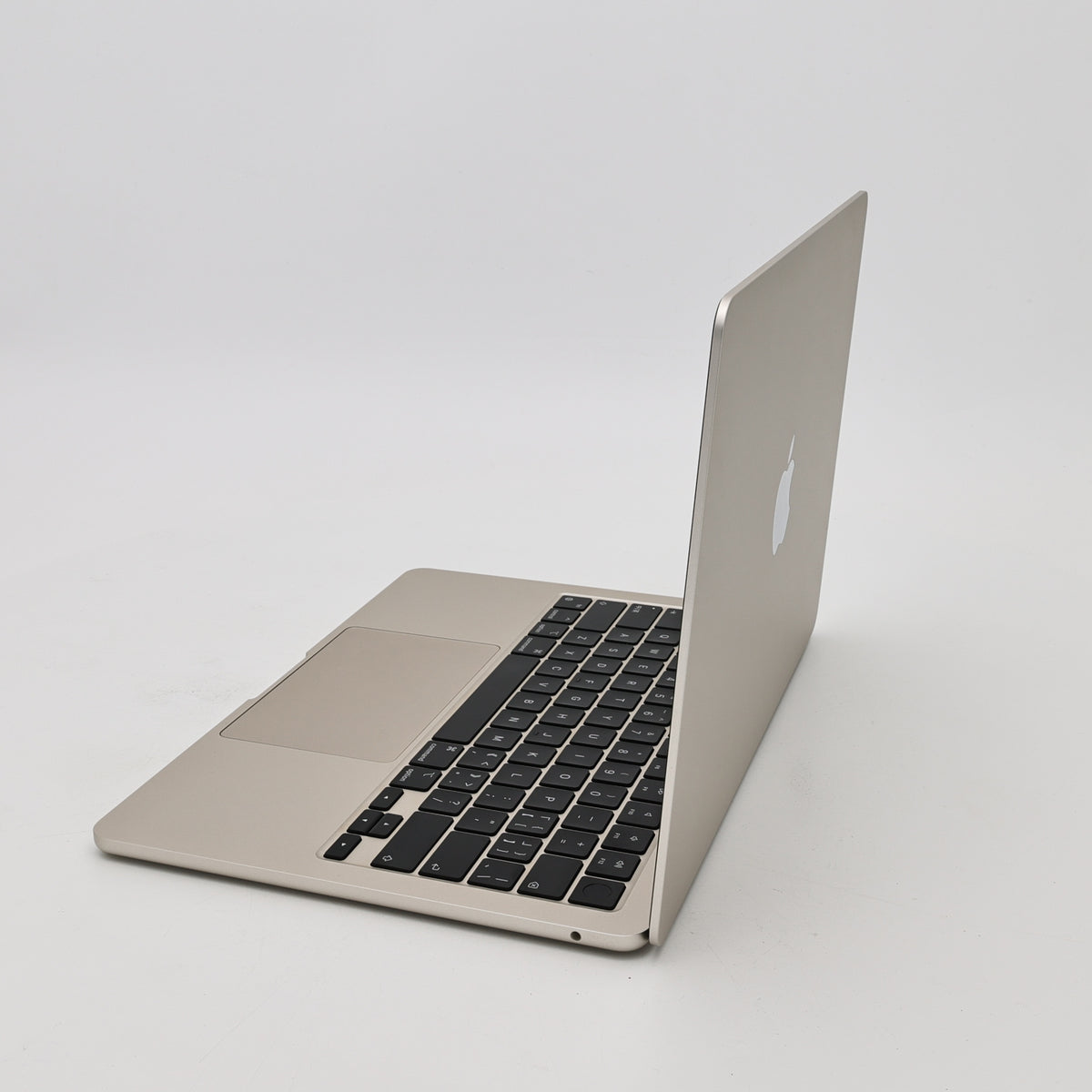 99新 Apple MacBook Air 22年 13寸 M2（8+10核） 8G RAM 512G SSD 星光色