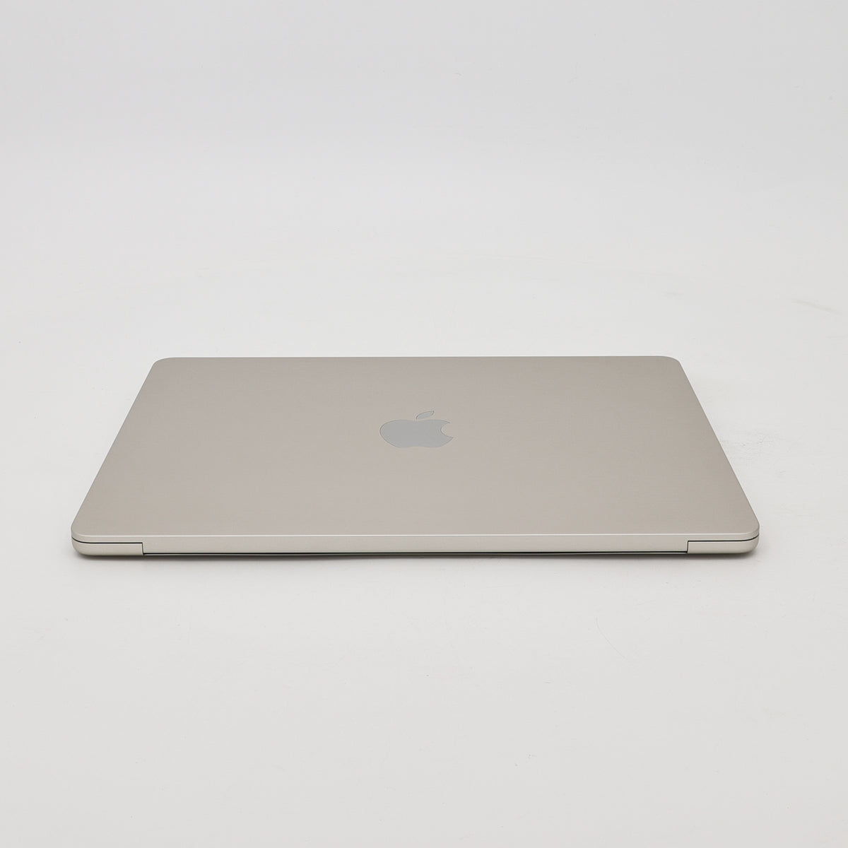99新 Apple MacBook Air 22年 13寸 M2（8+10核） 8G RAM 512G SSD 星光色