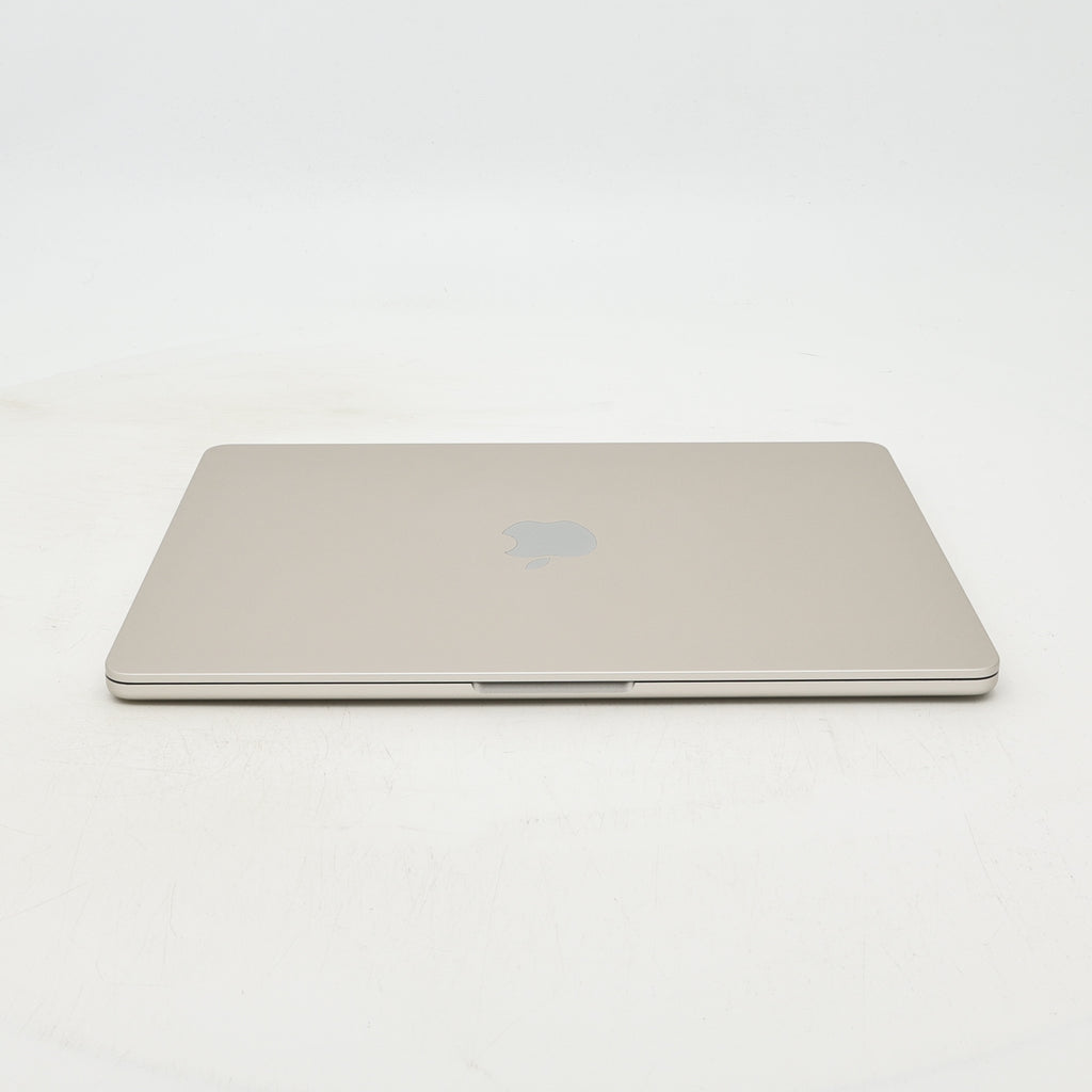 95新 Apple MacBook Air 22年 13寸 M2（8+8核） 8G RAM 256G SSD 星光色