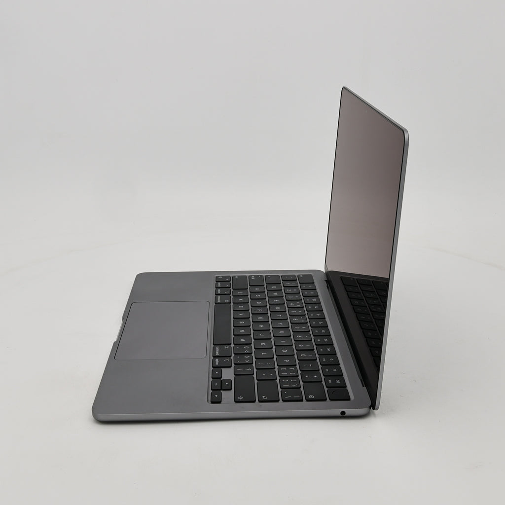 95新 Apple MacBook Air 22年 13寸 M2（8+8核） 8G RAM 256G SSD 深空灰色