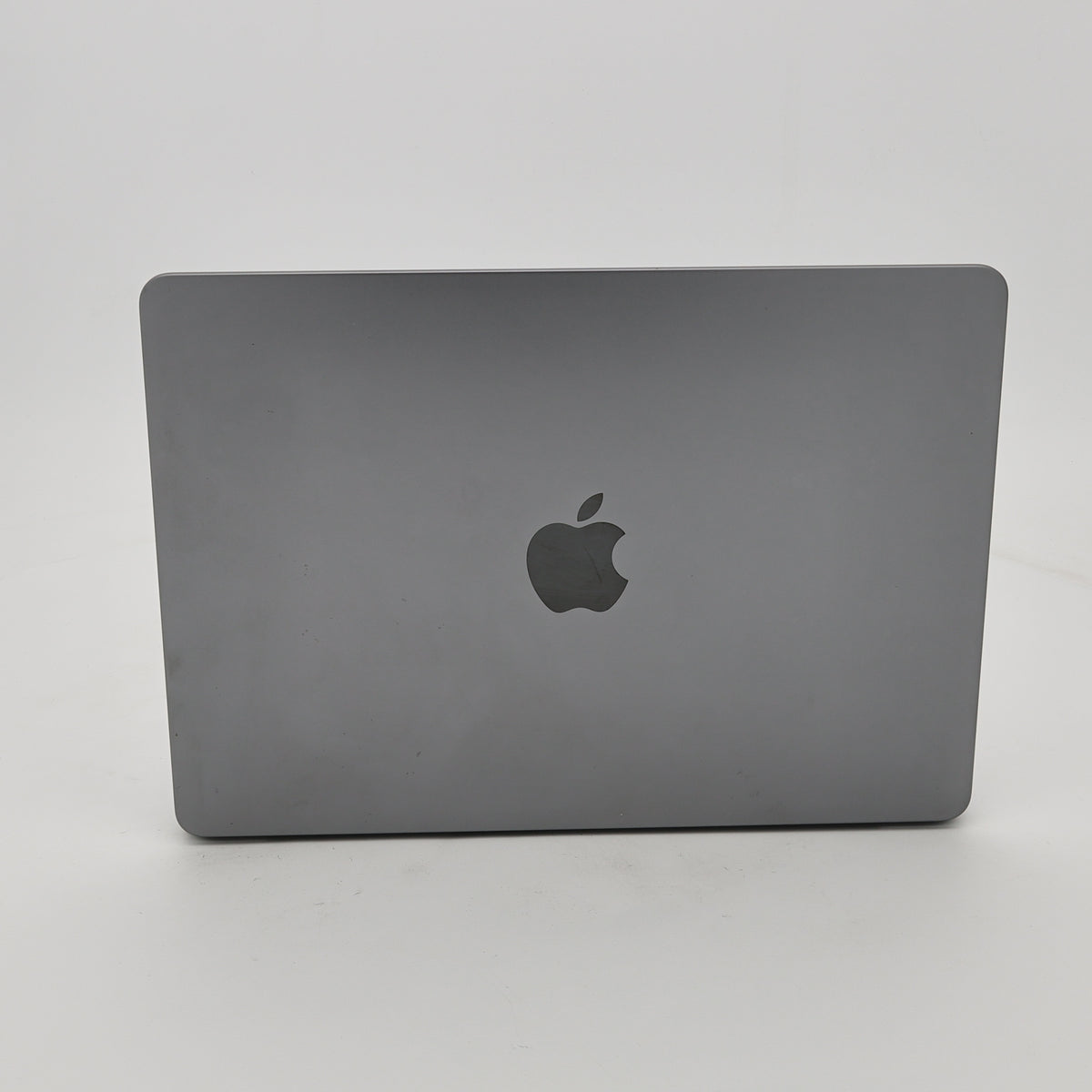 95新 Apple MacBook Air 22年 13寸 M2（8+8核） 8G RAM 256G SSD 深空灰色