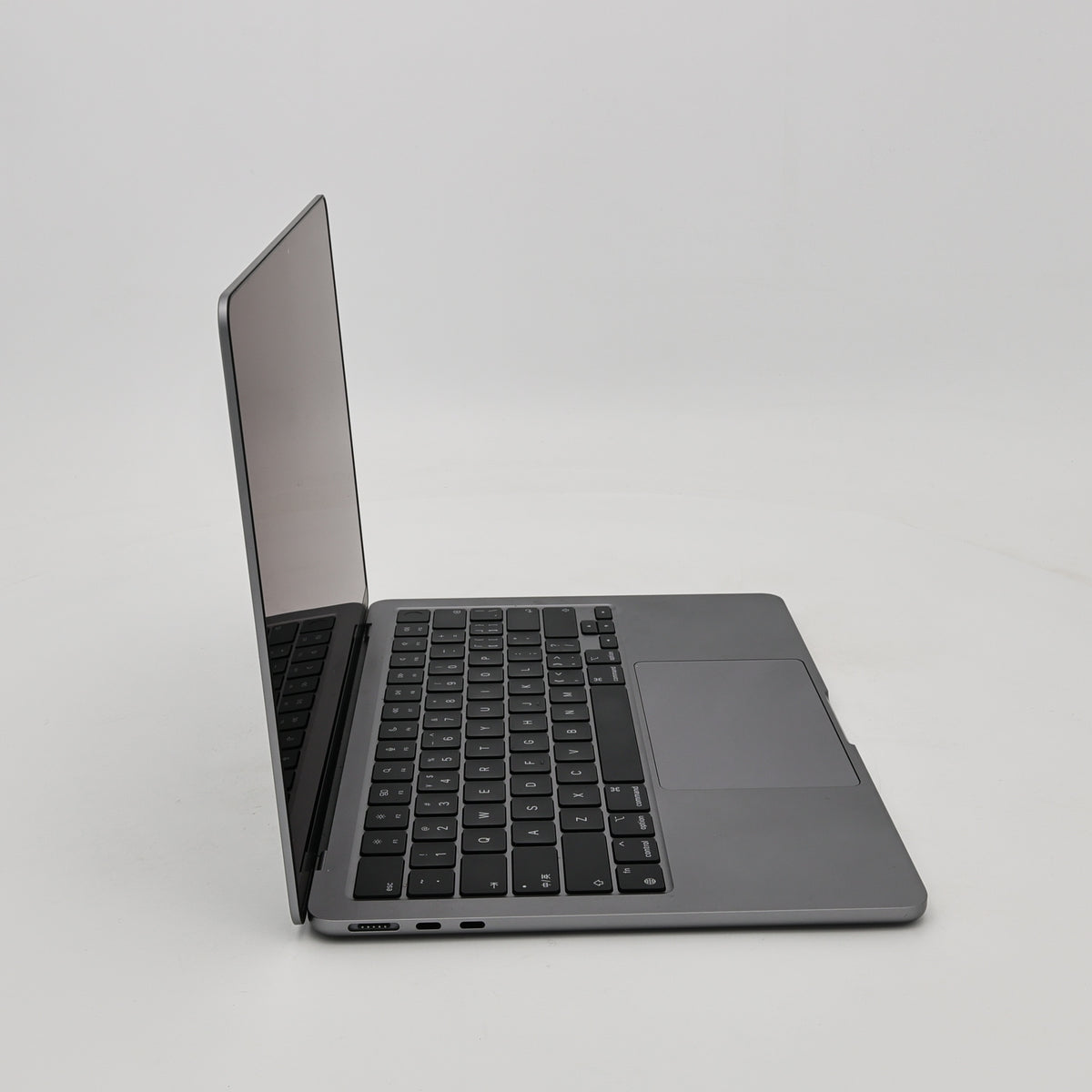 95新 Apple MacBook Air 22年 13寸 M2（8+8核） 8G RAM 256G SSD 深空灰色