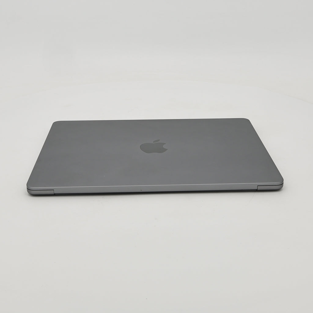 95新 Apple MacBook Air 22年 13寸 M2（8+8核） 8G RAM 256G SSD 深空灰色