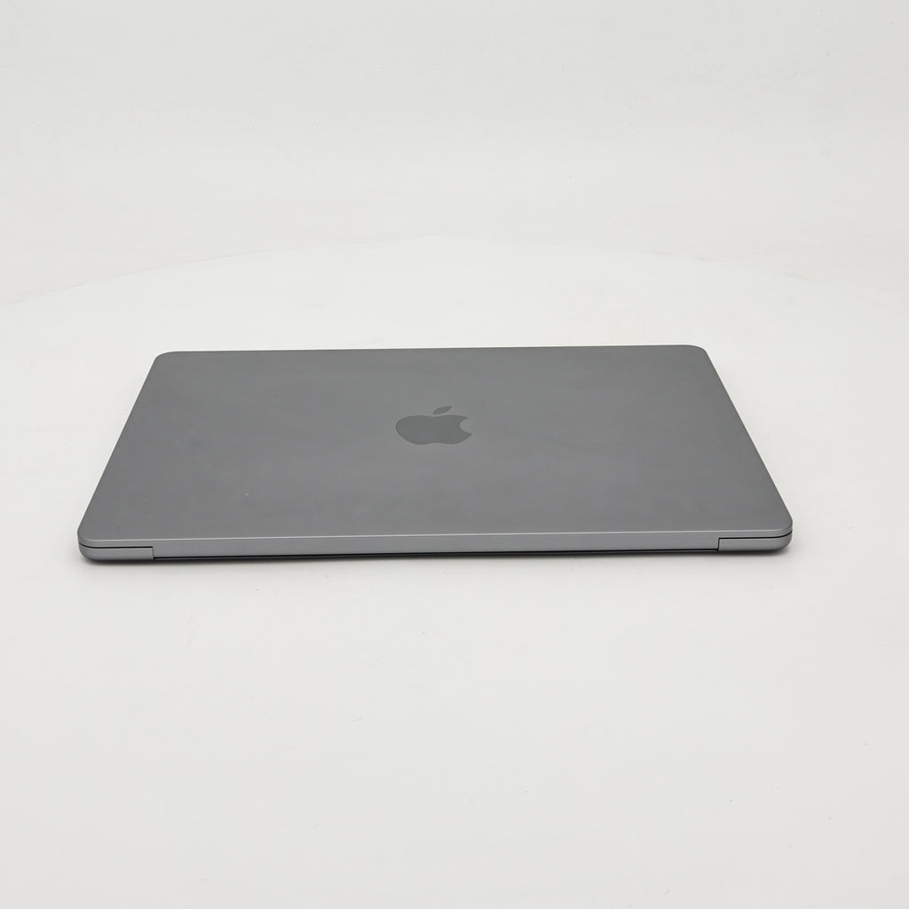 95新 Apple MacBook Air 22年 13寸 M2（8+8核） 8G RAM 256G SSD 深空灰色