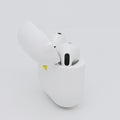99新 Apple AirPods 5 白色