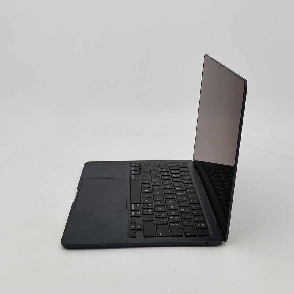 95新 Apple MacBook Air 22年 13寸 M2（8+8核） 16G RAM 256G SSD 午夜色
