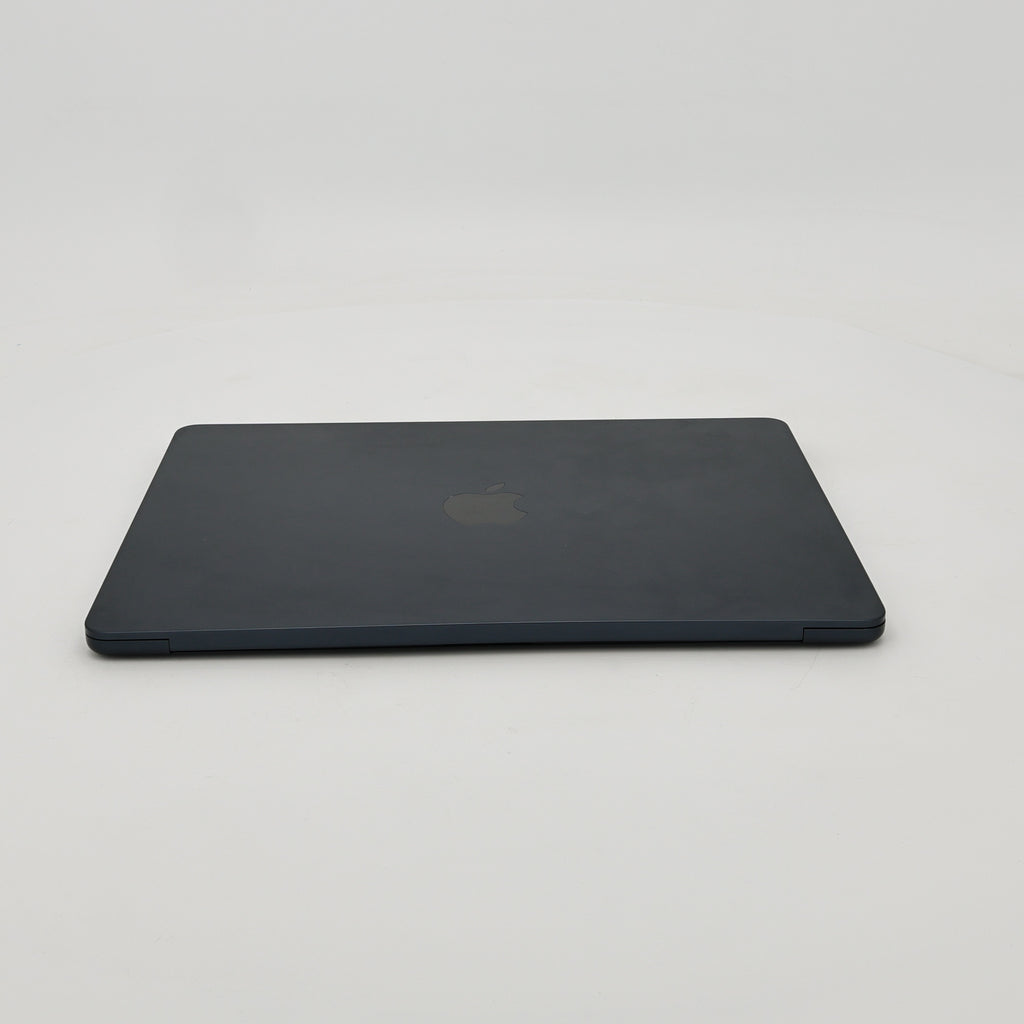 95新 Apple MacBook Air 22年 13寸 M2（8+8核） 16G RAM 256G SSD 午夜色