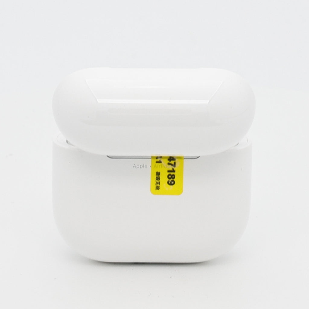 99新 Apple AirPods 5 白色