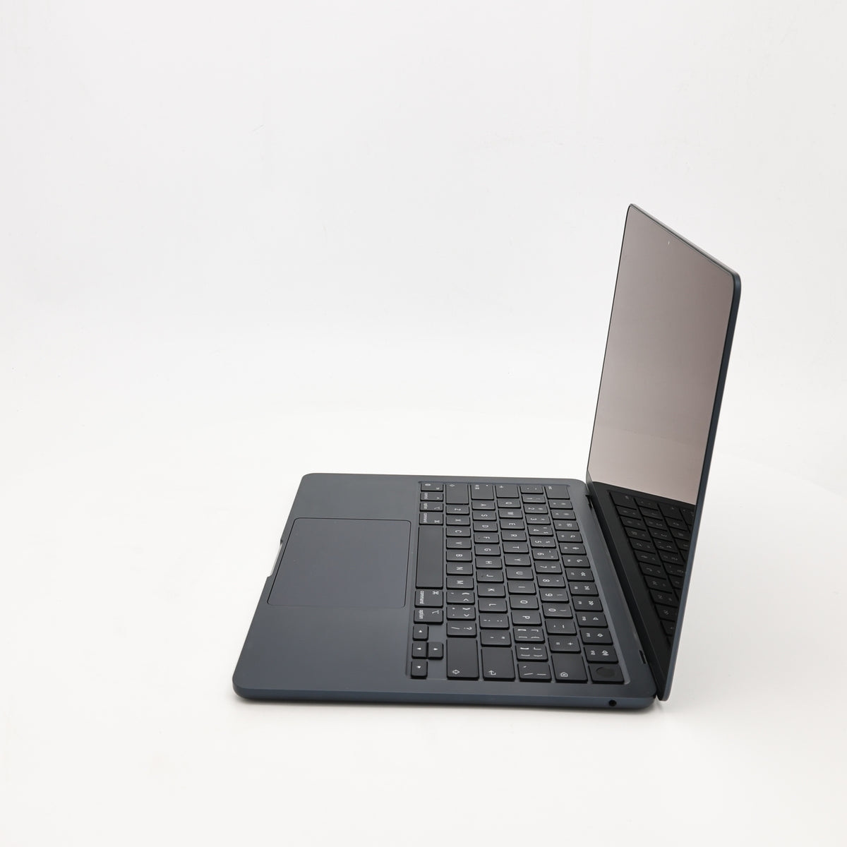 95新 Apple MacBook Air 22年 13寸 M2（8+8核） 16G RAM 256G SSD 午夜色