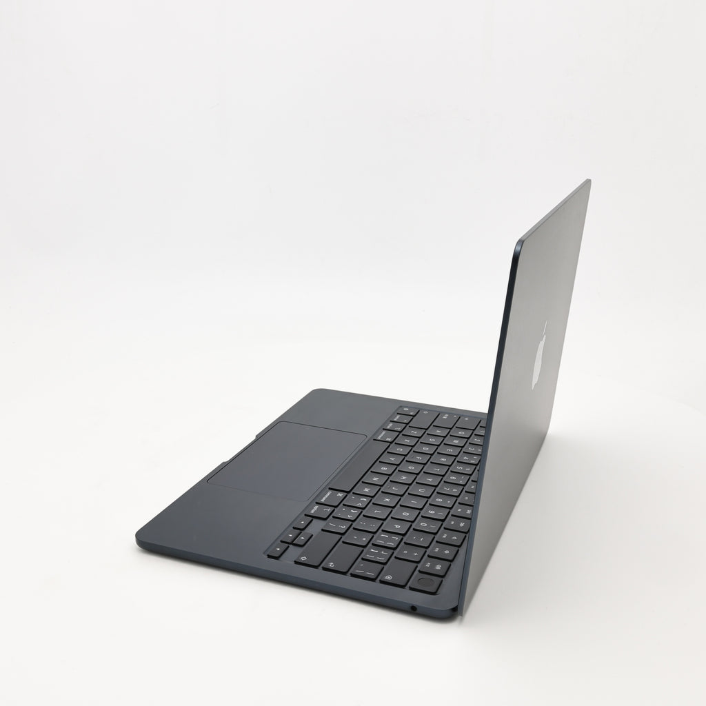 95新 Apple MacBook Air 22年 13寸 M2（8+8核） 16G RAM 256G SSD 午夜色