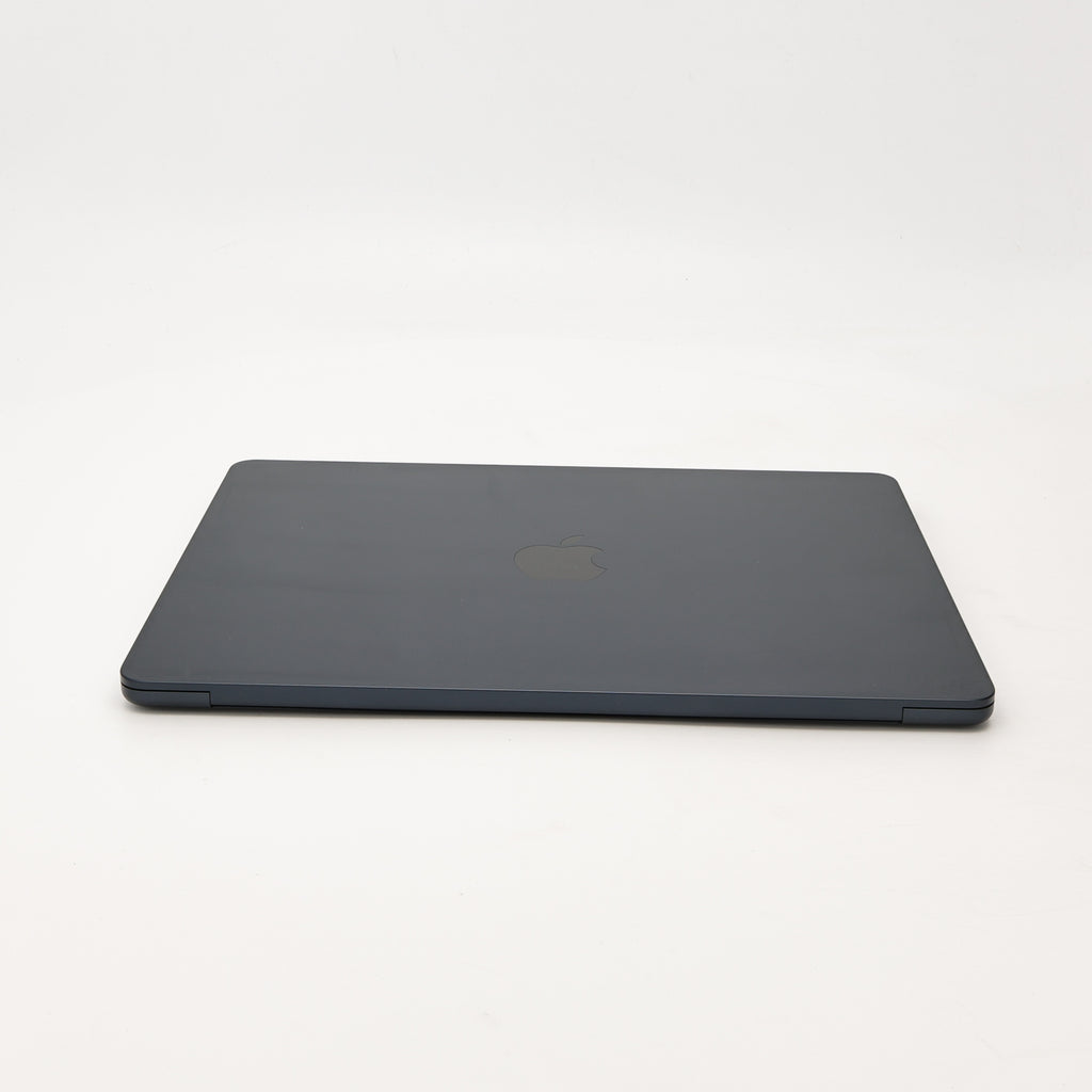 95新 Apple MacBook Air 22年 13寸 M2（8+8核） 16G RAM 256G SSD 午夜色