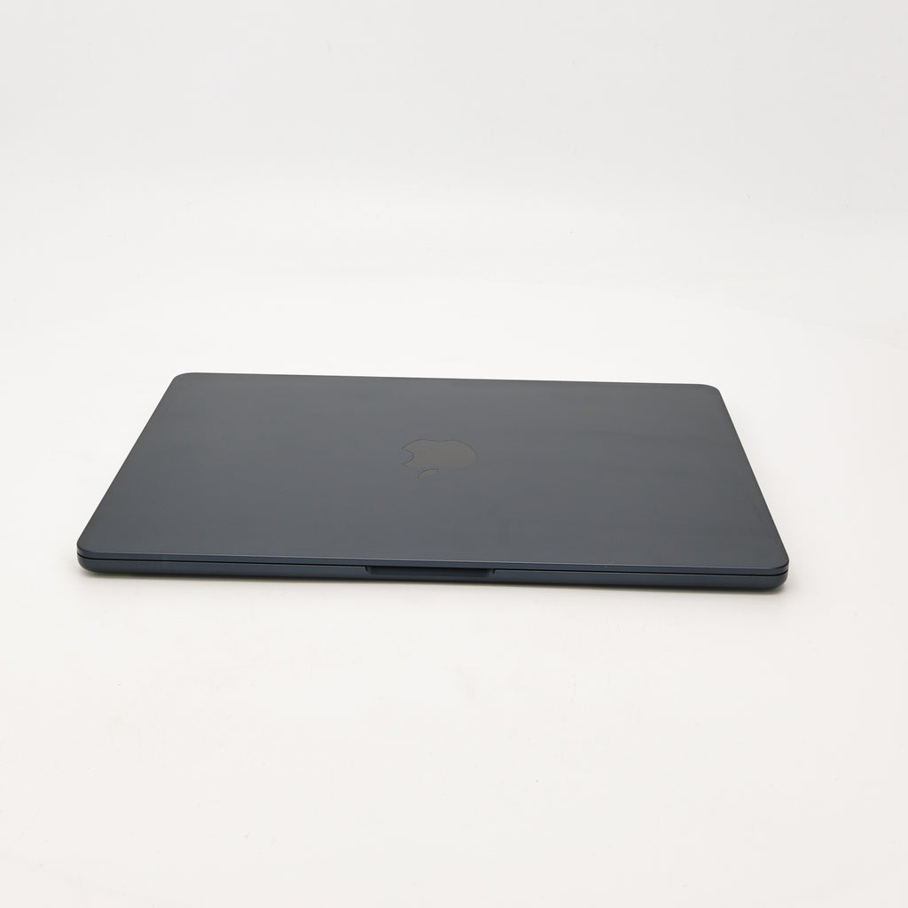 95新 Apple MacBook Air 22年 13寸 M2（8+8核） 16G RAM 256G SSD 午夜色