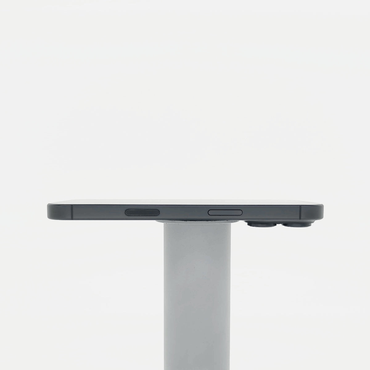 95新 Apple iPhone 16 Pro 128G 黑色鈦金屬 中國大陸版