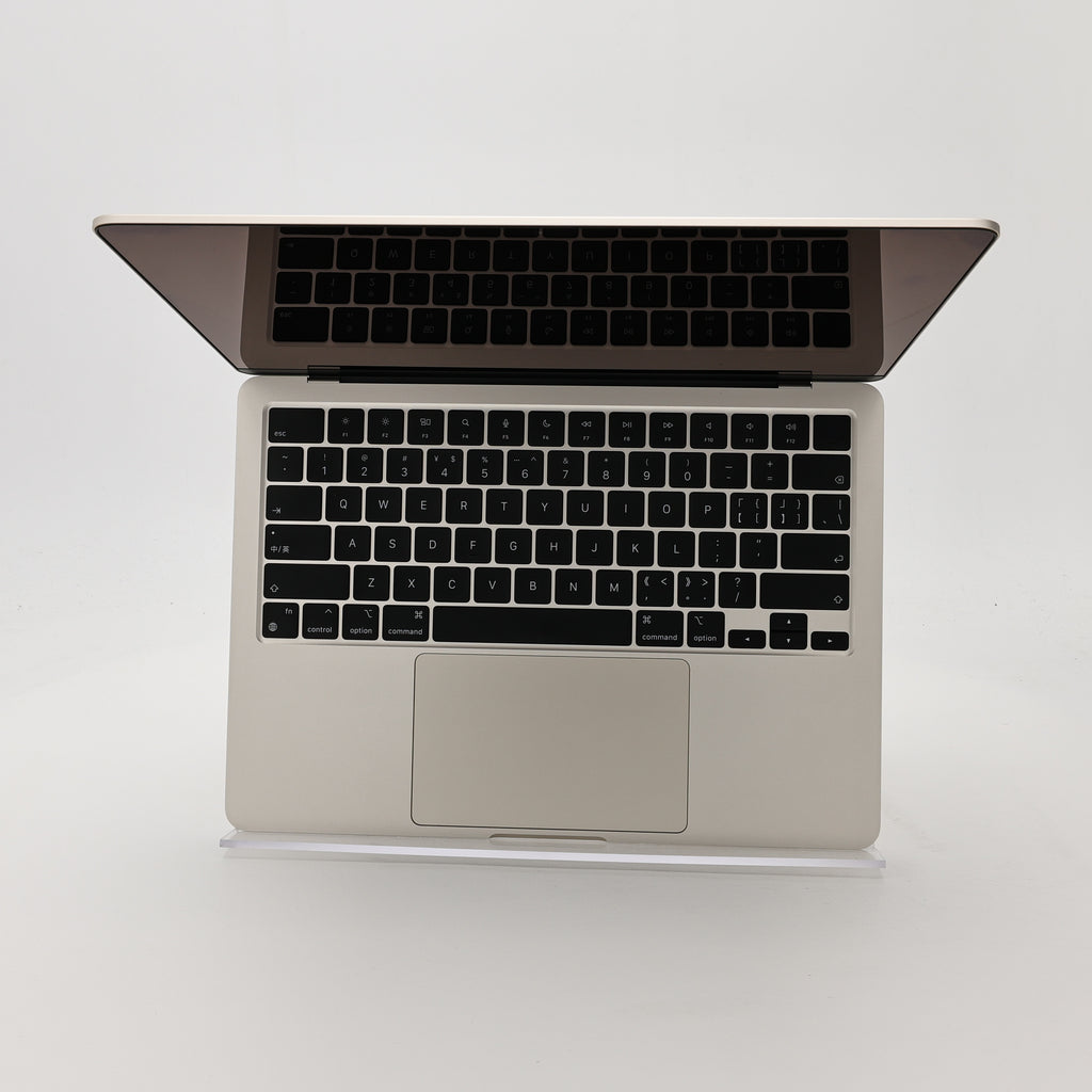 95新 Apple MacBook Air 22年 13寸 M2（8+8核） 8G RAM 256G SSD 星光色