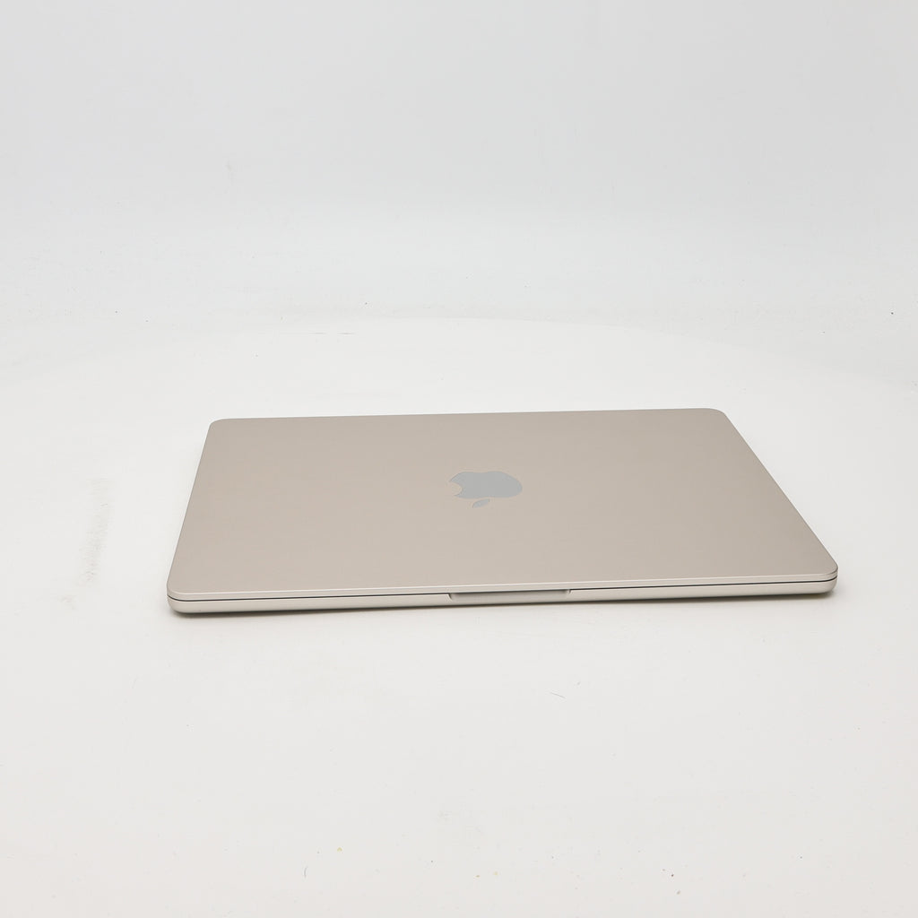95新 Apple MacBook Air 22年 13寸 M2（8+8核） 8G RAM 256G SSD 星光色