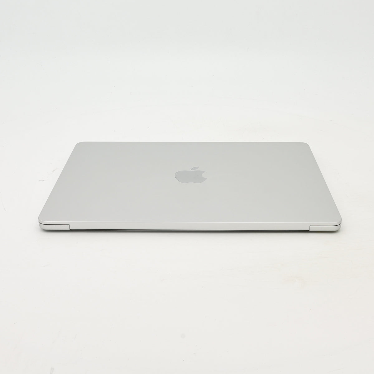 95新 Apple MacBook Air 24年 13寸 M3（8+10核） 8G RAM 512G SSD 銀色