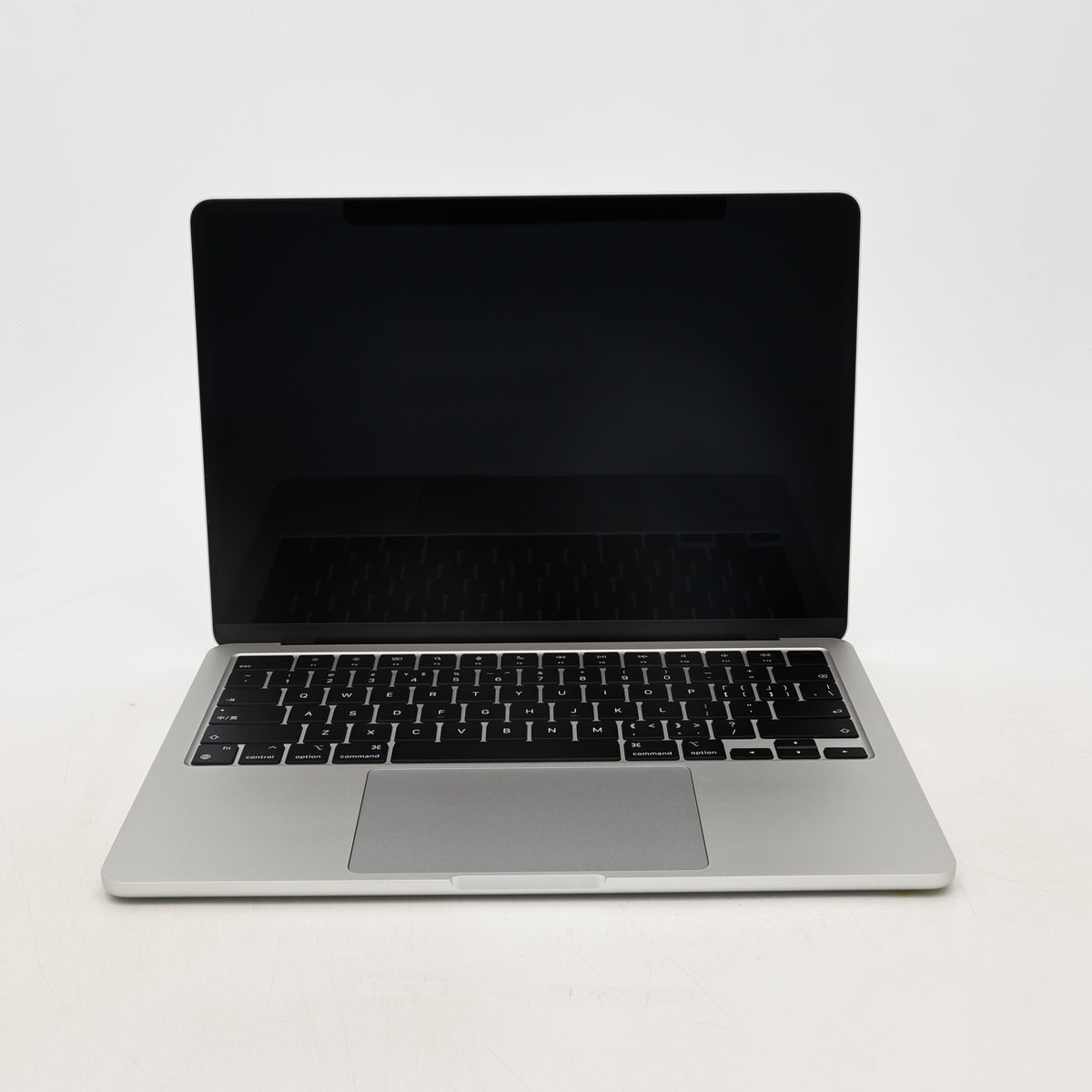 95新 Apple MacBook Air 22年 13寸 M2（8+8核） 8G RAM 256G SSD 銀色