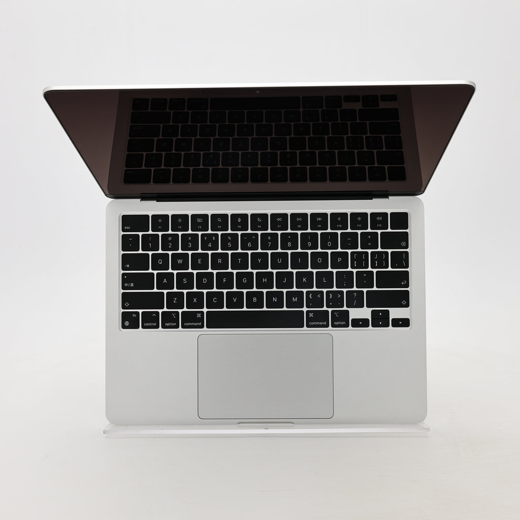 95新 Apple MacBook Air 22年 13寸 M2（8+8核） 8G RAM 256G SSD 銀色