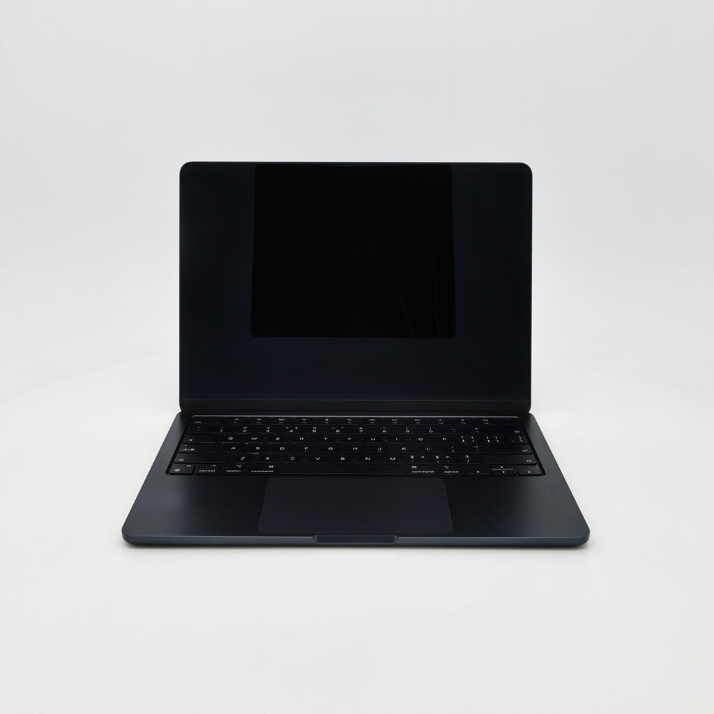 95新 Apple MacBook Air 22年 13寸 M2（8+8核） 16G RAM 256G SSD 午夜色