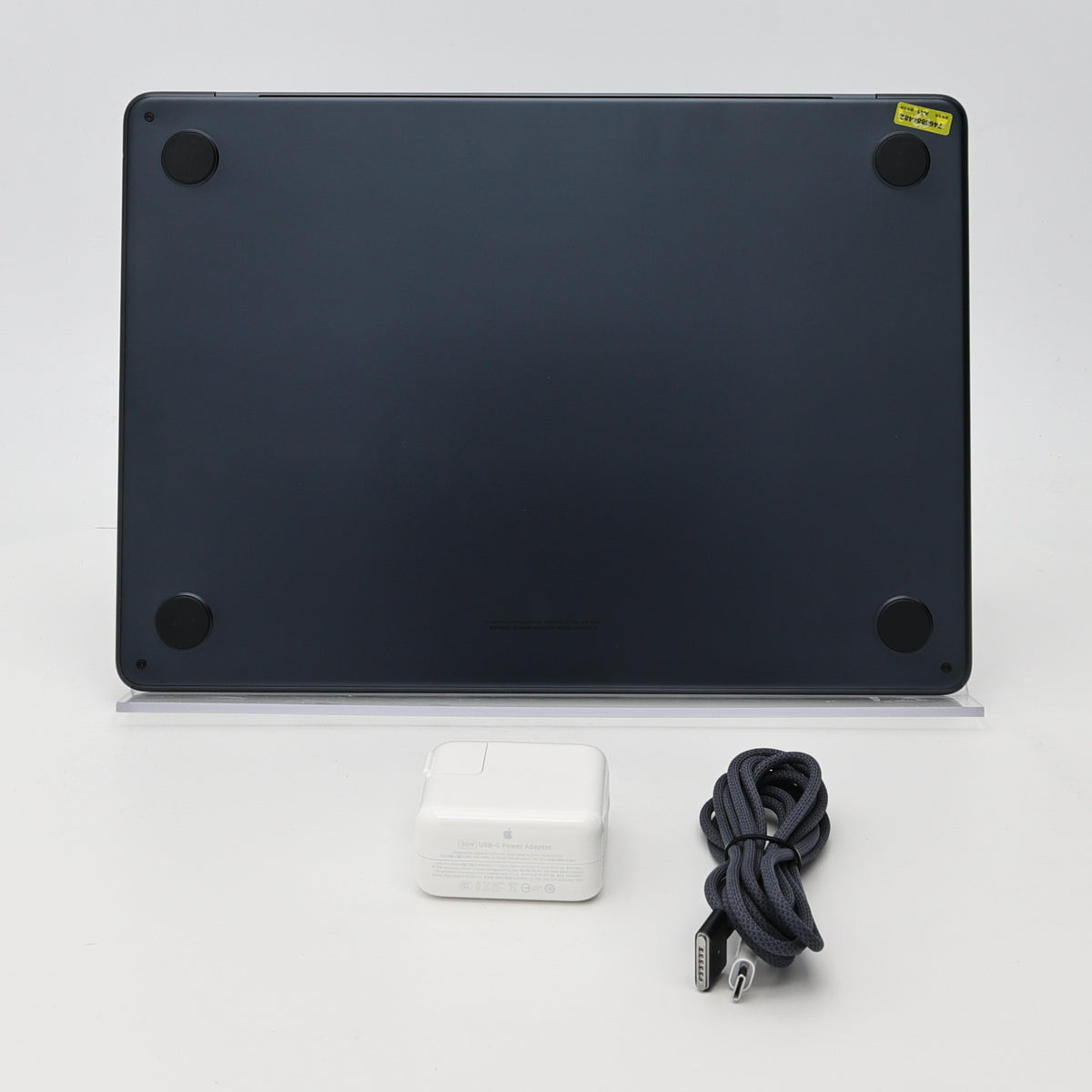 95新 Apple MacBook Air 22年 13寸 M2（8+8核） 16G RAM 256G SSD 午夜色