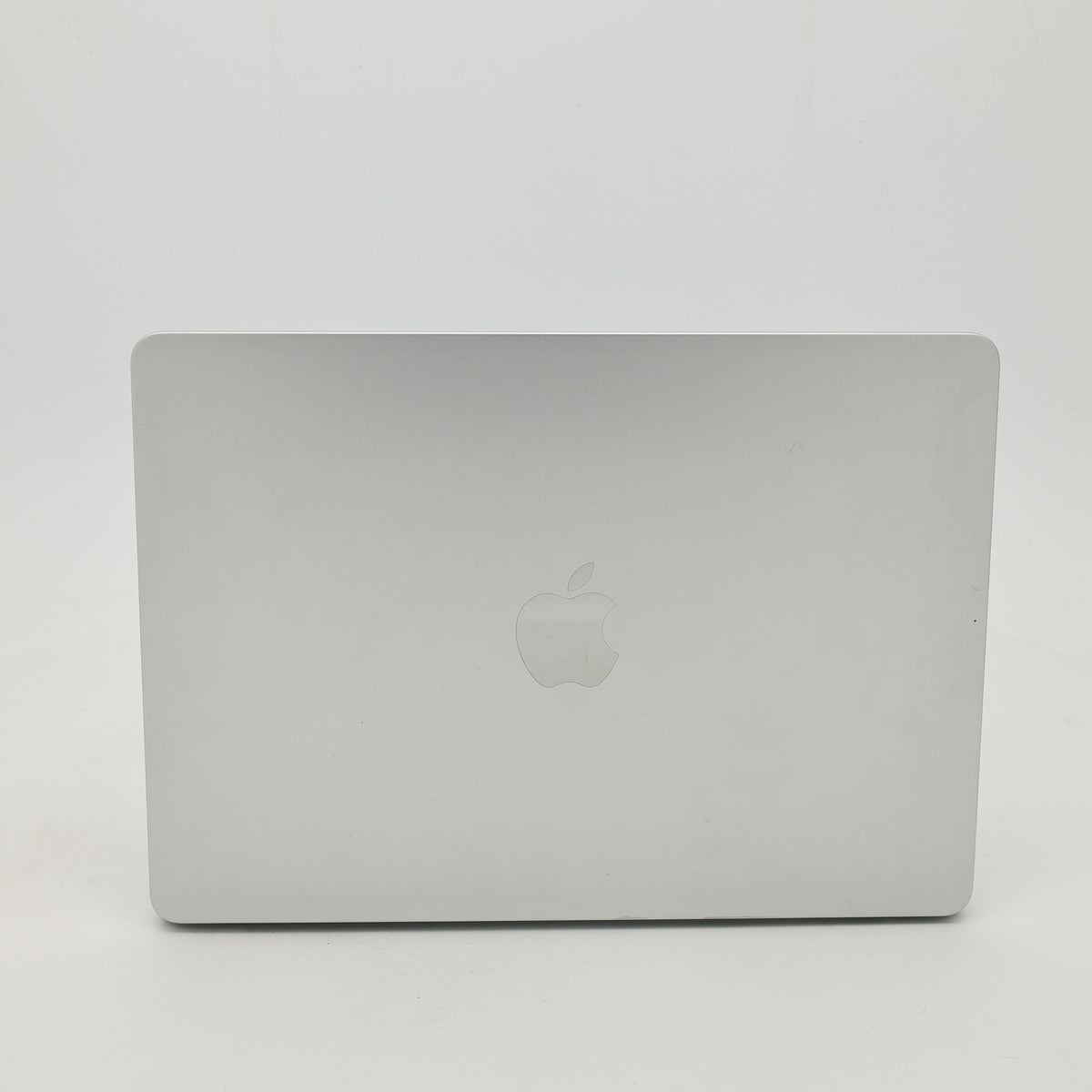 95新 Apple MacBook Air 24年 13寸 M3（8+8核） 8G RAM 256G SSD 銀色