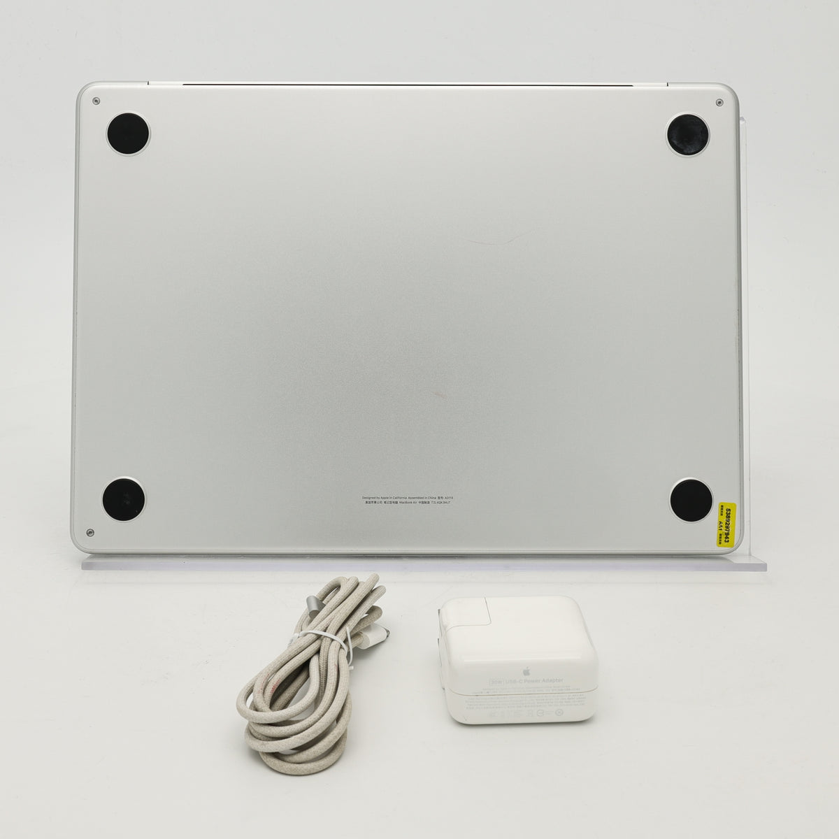 95新 Apple MacBook Air 24年 13寸 M3（8+8核） 8G RAM 256G SSD 銀色