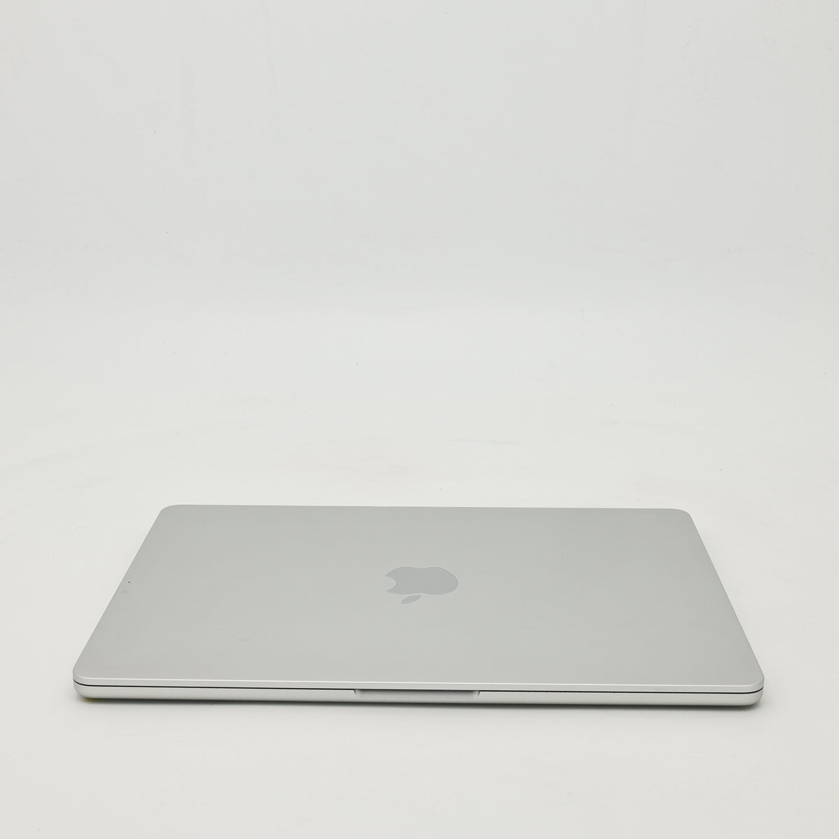 95新 Apple MacBook Air 24年 13寸 M3（8+8核） 8G RAM 256G SSD 銀色