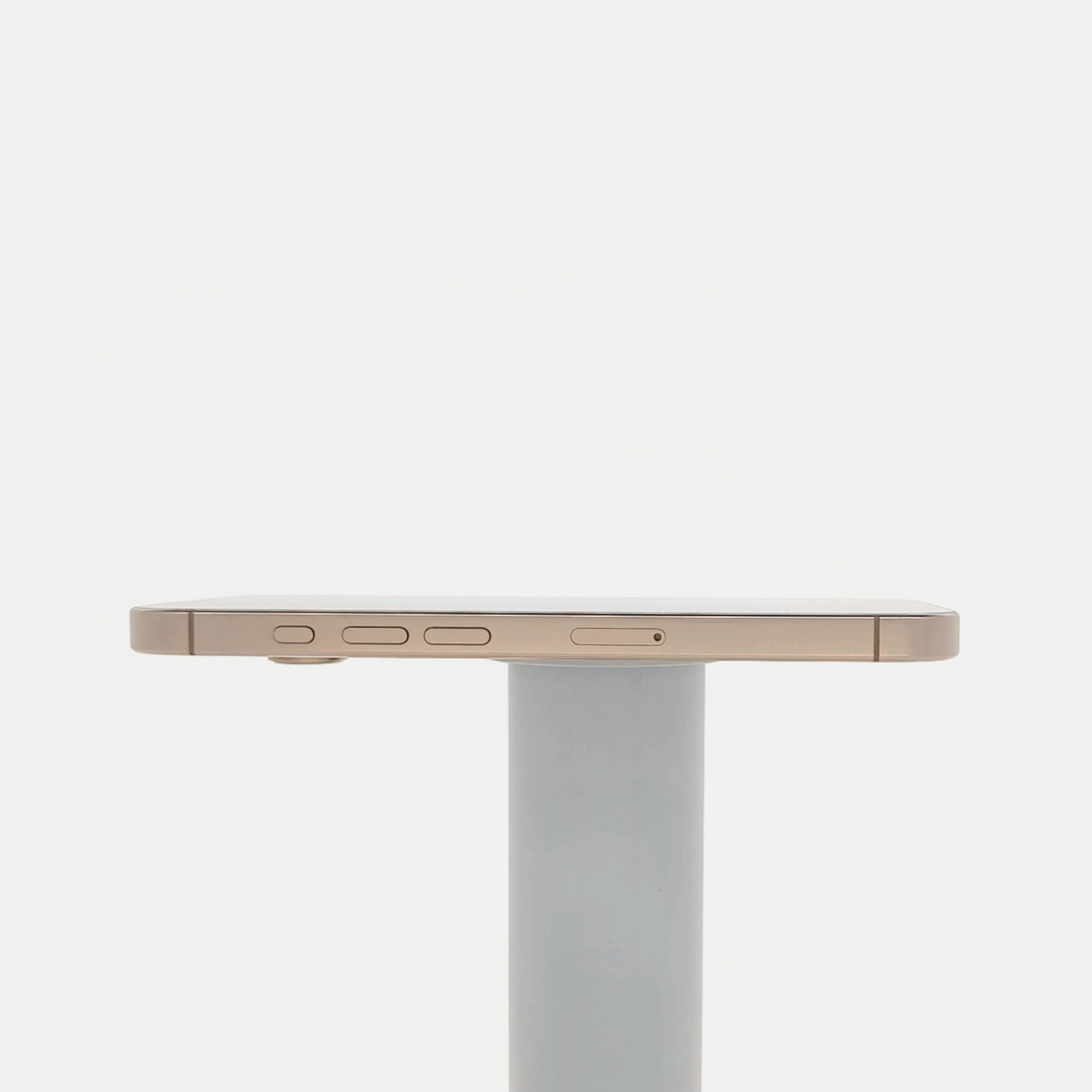 95新 Apple iPhone 16 Pro 128G 沙漠色鈦金屬 中國大陸版