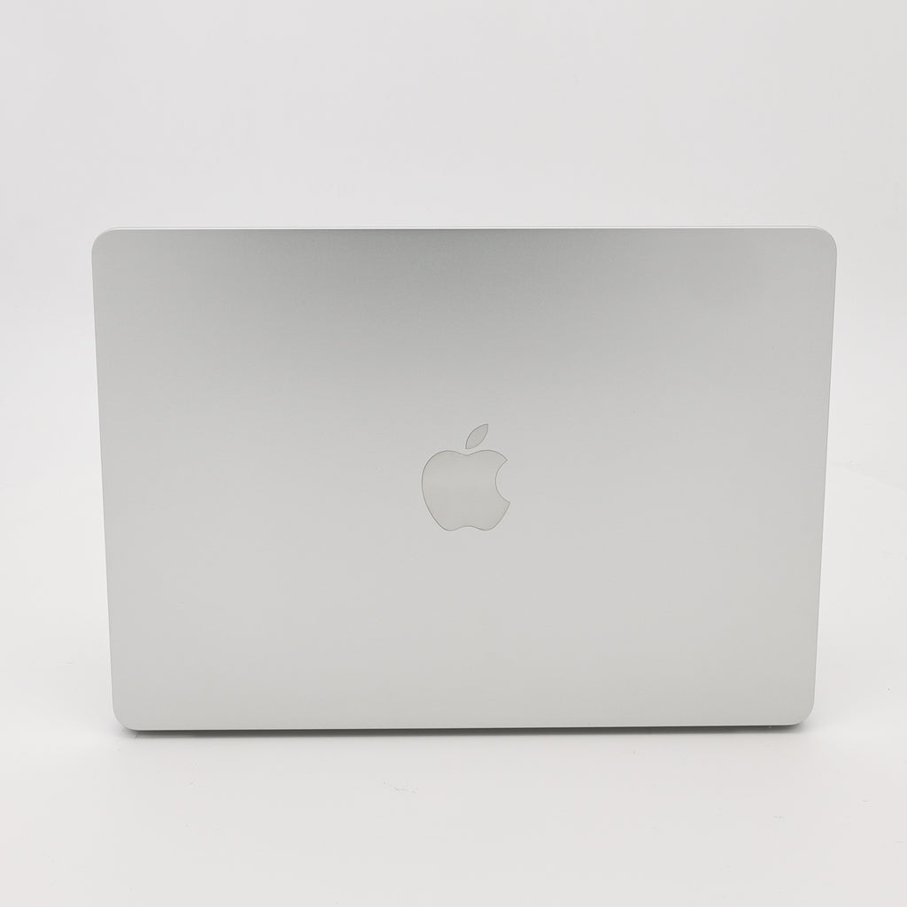 95新 Apple MacBook Air 22年 13寸 M2（8+8核） 8G RAM 256G SSD 銀色