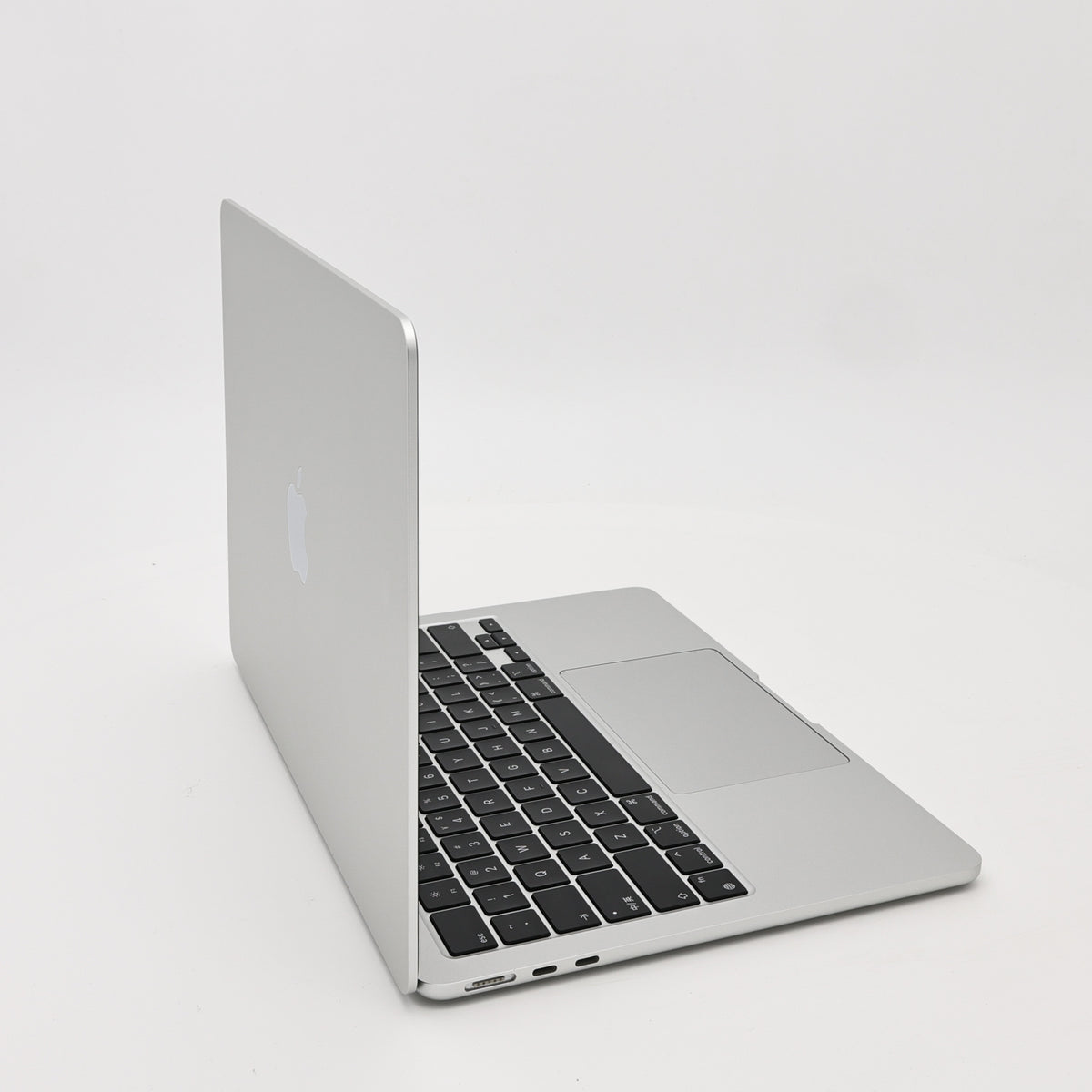 95新 Apple MacBook Air 22年 13寸 M2（8+8核） 8G RAM 256G SSD 銀色