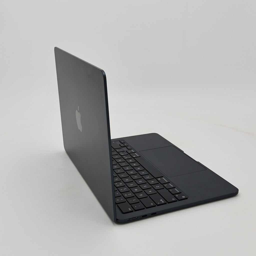 95新 Apple MacBook Air 22年 13寸 M2（8+8核） 8G RAM 256G SSD 午夜色