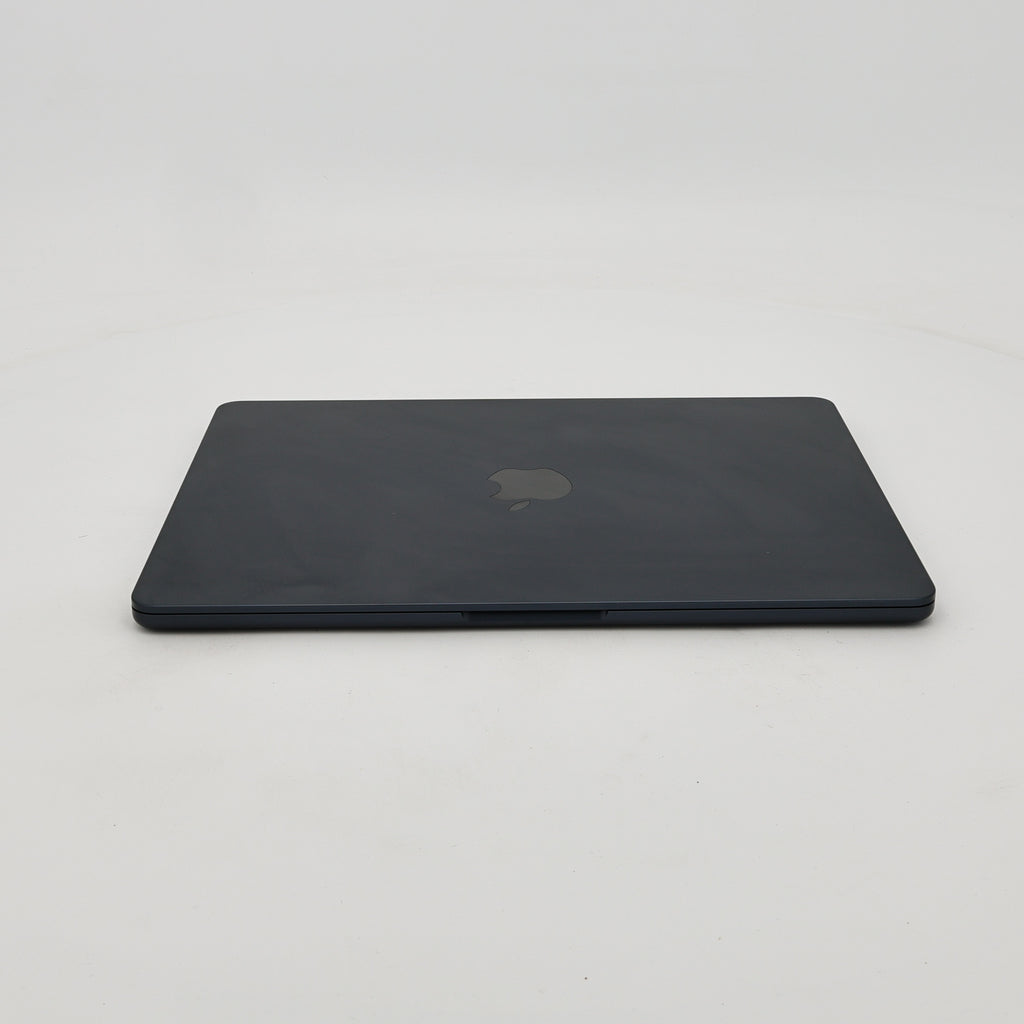 95新 Apple MacBook Air 22年 13寸 M2（8+8核） 8G RAM 256G SSD 午夜色