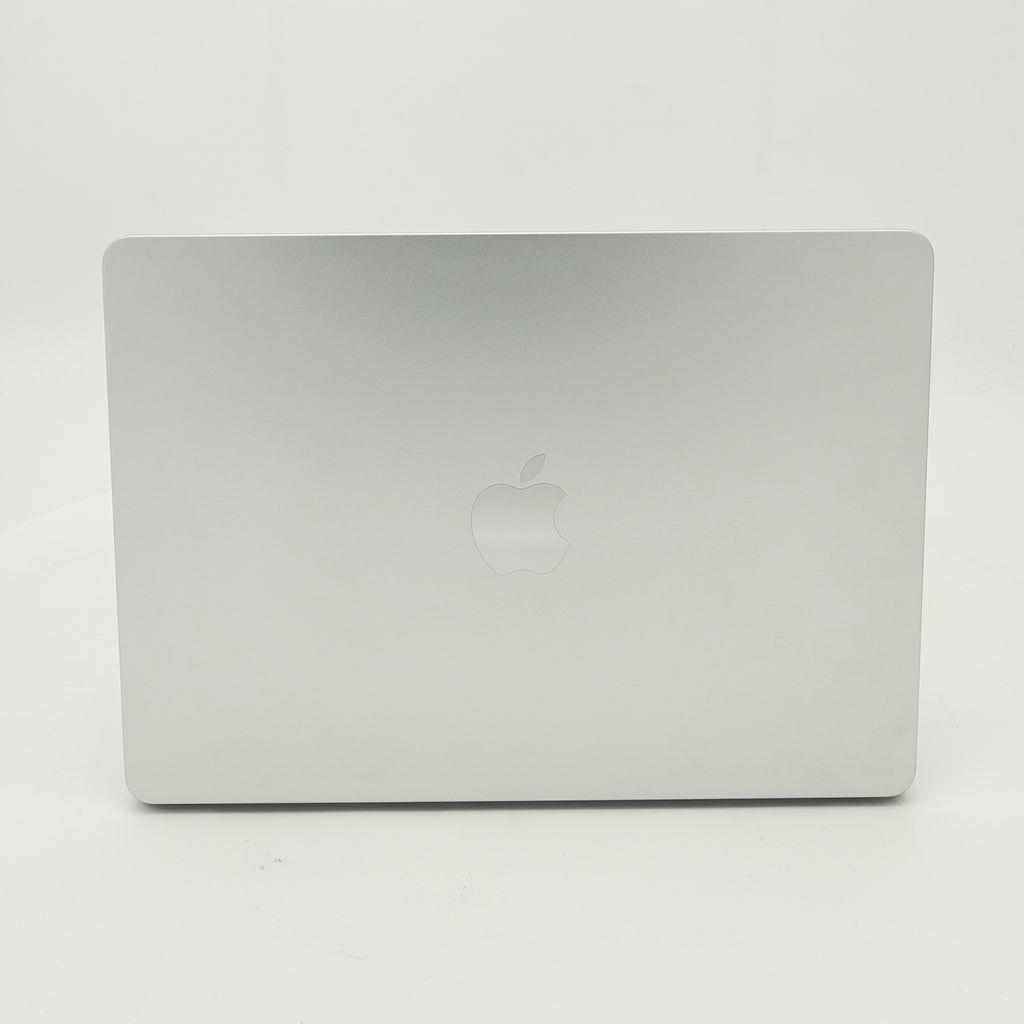 95新 Apple MacBook Air 24年 13寸 M3（8+8核） 8G RAM 256G SSD 銀色