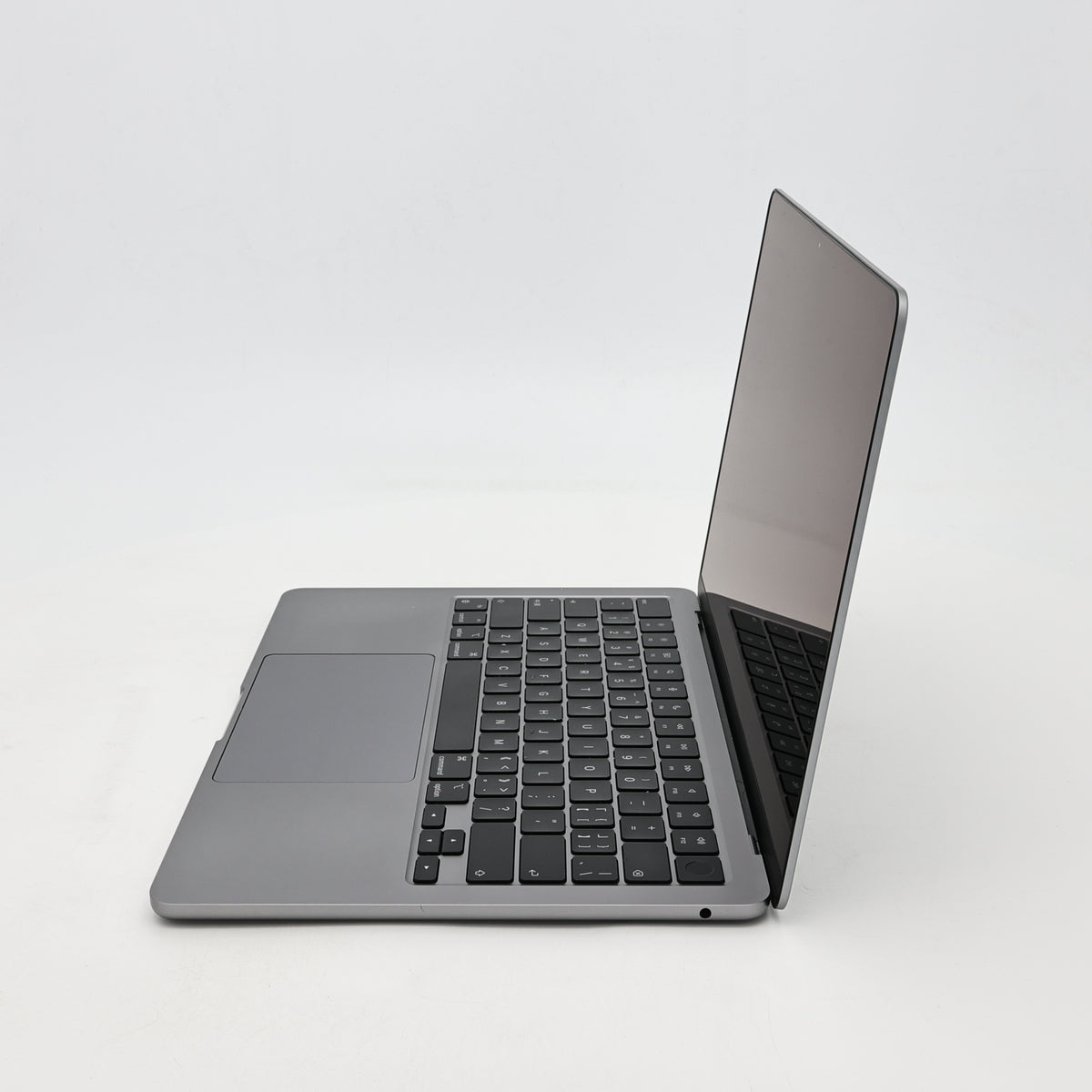 95新 Apple MacBook Air 22年 13寸 M2（8+10核） 8G RAM 512G SSD 深空灰色