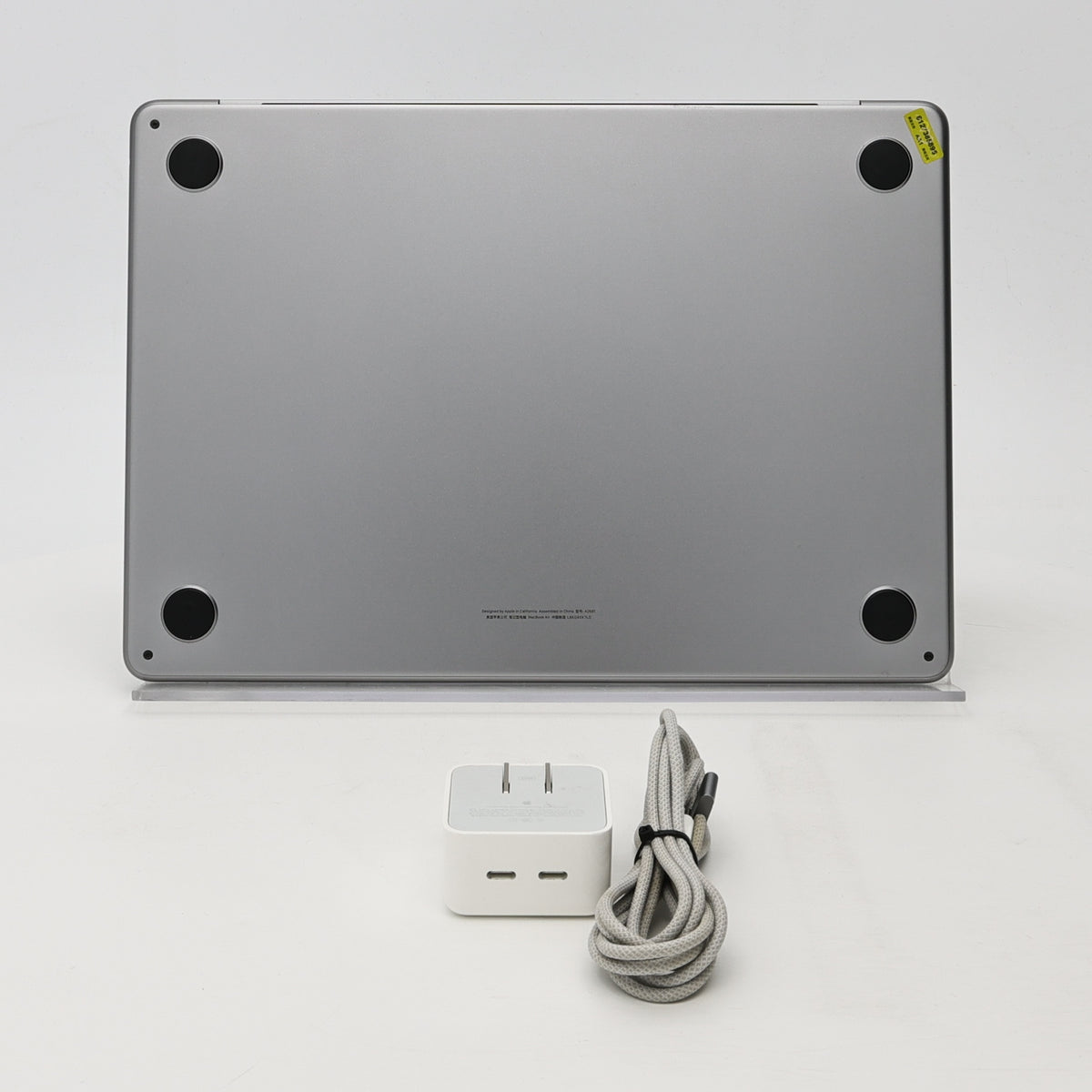 95新 Apple MacBook Air 22年 13寸 M2（8+10核） 8G RAM 512G SSD 深空灰色